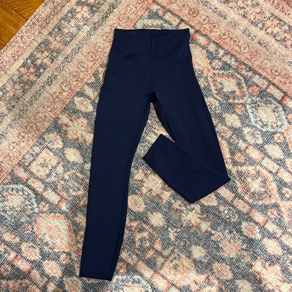 Lululemon Instill High Rise Legging 25"- size 4